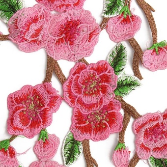 Plum Sewing Blossom Flower Collar Sew on Patch Applique BadgeEmbroidered Lace Dress Cheongsam .