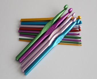 Multicolour Metal Hook Needle Set Crocheted Sweater Tools - Intl July 2018 - 5 Multicolour Metal Hook Needle Set Crocheted Sweater Tools - intl - 5