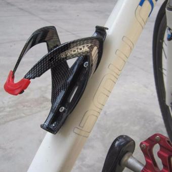 Carbon Fiber Designed Texture Mattock Bicycle BIKE Water Bottle Cage Holder June 2018 - 2 Carbon Fiber Designed Texture Mattock Bicycle BIKE Water Bottle Cage holder - 2