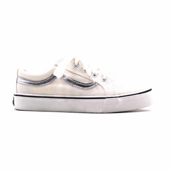 New York Sneakers Lynette Low Cut Shoes(WHITE/SILVER) June 2018 - 2 New York Sneakers Lynette Low Cut Shoes(WHITE/SILVER) - 2