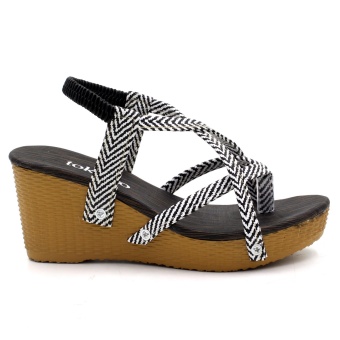 Tokkyo Women's Bora Wedge Sandals (Black) April 2018 - 2 Tokkyo Women's Bora Wedge Sandals (Black) - 2