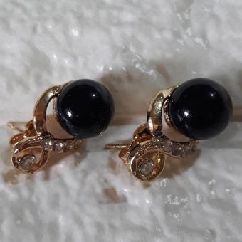 Infinity Earring With Charm Stone ( Black ) And Crystal Korean Style Hypoallergenic June 2018 - 3 Infinity earring with charm stone ( black ) and crystal Korean Style hypoallergenic - 3