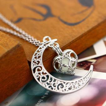 Luminous Glow In The Dark Necklace Sailor Heart Moon Pendant Necklace - Intl June 2018 - 2 Luminous Glow In the Dark Necklace Sailor Heart Moon Pendant Necklace - intl - 2