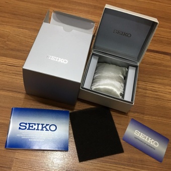 Seiko 5 Ladies Stainless Steel Automatic Watch SYMD93K1 April 2018 - 3 Seiko 5 Ladies Stainless Steel Automatic Watch SYMD93K1 - 3